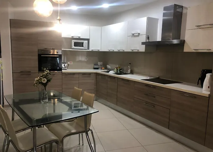 Stanza Vicino Paceville E San Giuliano *