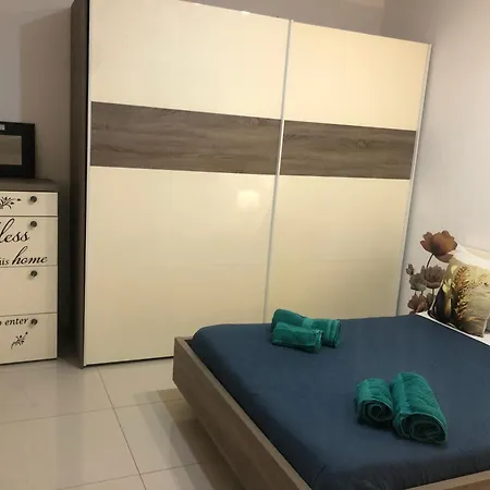 Stanza Vicino Paceville E San Giuliano 民宿 *
