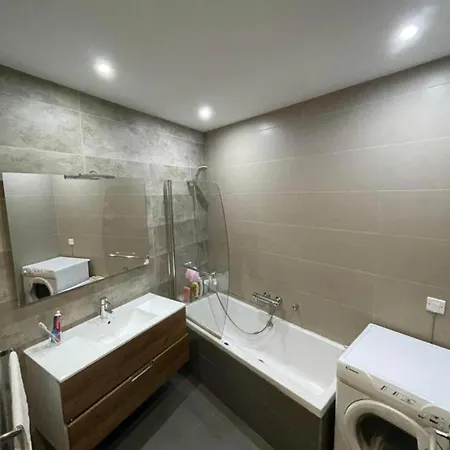Rum i privatbostad Stanza Vicino Paceville E San Giuliano Is-Swieqi