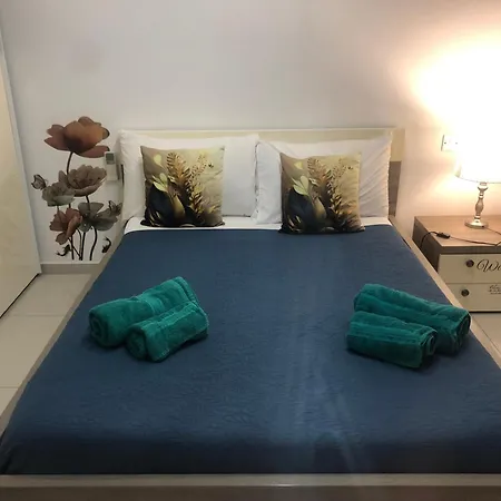 Stanza Vicino Paceville E San Giuliano * Is-Swieqi